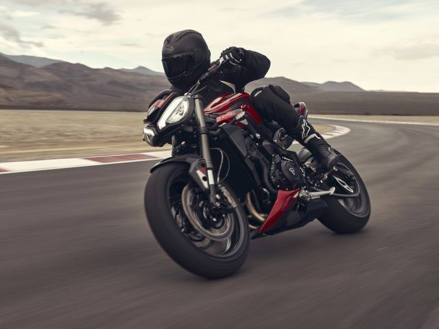 Triumph Street Triple: Anschauen geht schon mal - Bild 1