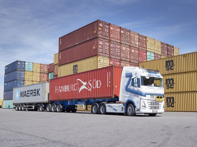32 Meter langer Elektro-Lkw fährt in Göteborg - Bild 1