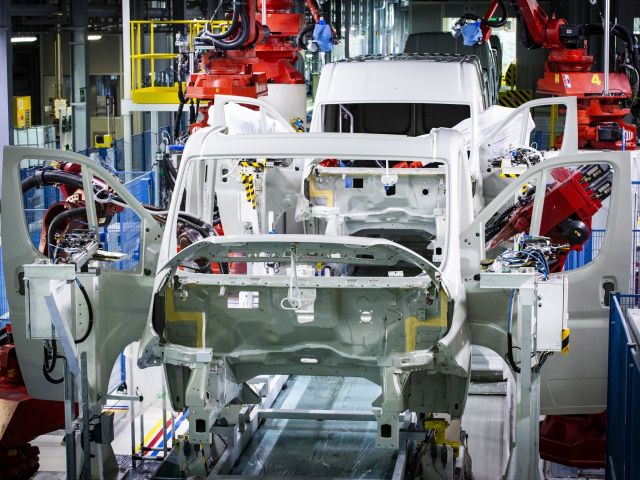 Das größte Nutzfahrzeugwerk der Welt - Bild 1