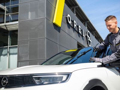 Opel checkt zum Frühjahrsbeginn auch Wohnmobile