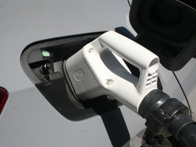 Neuzulassungen von Elektroautos gingen um über 30 Prozent zurück