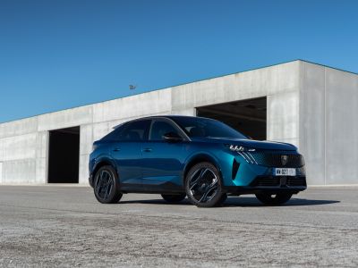 Peugeot 3008 und 5008 als Plug-in-Hybrid