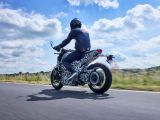 Honda testet sein erstes Elektromotorrad - Bild 2