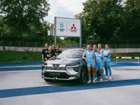 Mitsubishi bewegt die Fußballerinnen des FC Victoria Berlin
