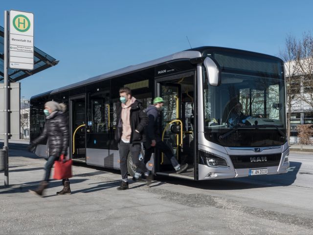 ÖPNV-Fahrgastzahlen 2021 auf neuem Tiefststand - Bild 1