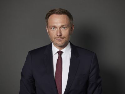 Vizekanzler Lindner hält Verbrennerverbot für falsch