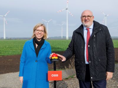 ÖBB nimmt weltweit erste Bahnstrom-Windenergieanlage in Betrieb