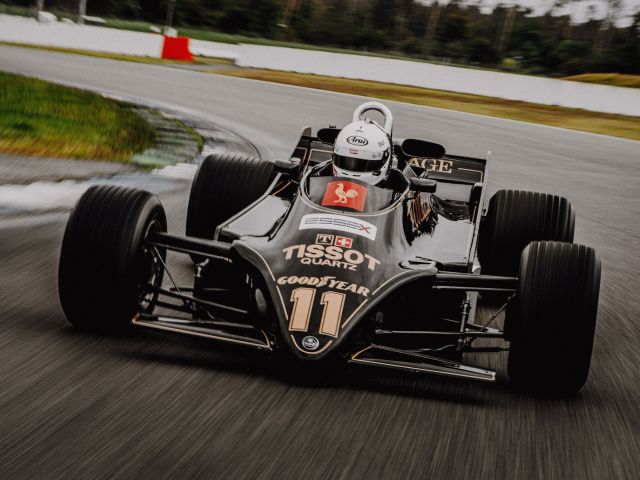 Erinnerungen in Schwarz und Gold - Bild 1