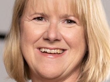 Kirsten Schmitz spricht für Nissan