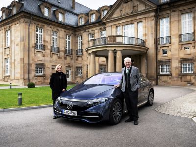 Das elektrische Flaggschiff aus Stuttgart