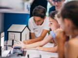 Porsche eröffnet „Erlebniswerkstatt“ für Schüler - Bild 2