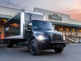 Daimler startet Serienproduktion des Freightliner eM2 - Bild 2