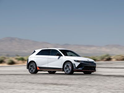 Vorschau: Zwei Stromer, eine Messe und einige Weihnachtstipps