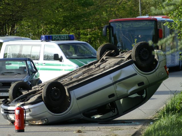 Senioren häufiger schuld an Autounfällen mit Personenschaden - Bild 1