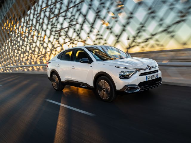 Neuer Mild-Hybrid für Citroën C4 und C4 X - Bild 1