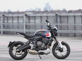 „Slippery Sam“ ist Vorbild für die Triumph Trident 660 SE - Bild 7