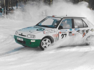 Sein Debüt: Standesgemäß auf der Prager Karlsbrücke