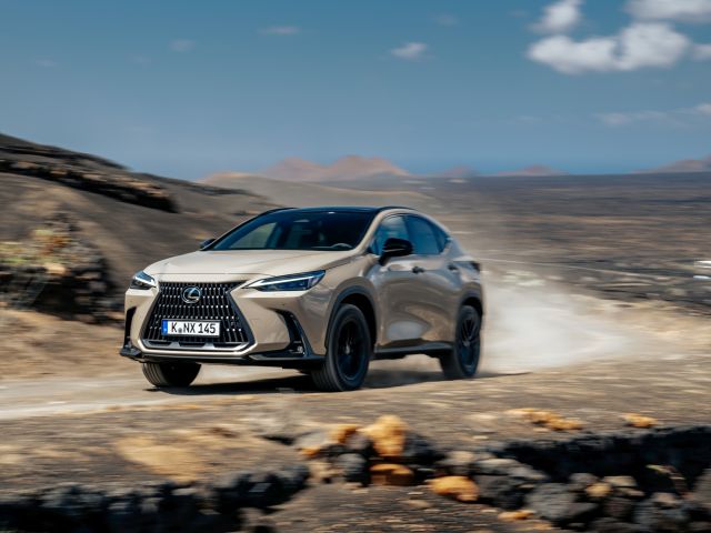 Lexus legt den NX etwas höher - Bild 1