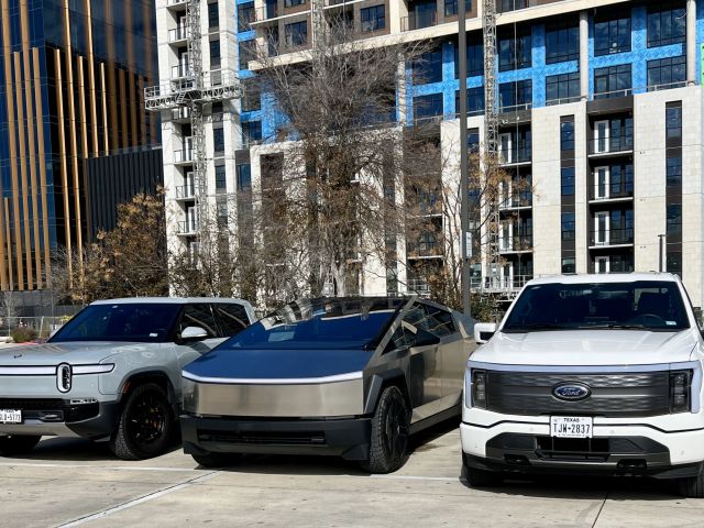 KOMPAKT Sind die Investments in E-Autos in den Sand gesetzt? - Bild 1