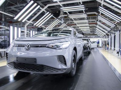 Die Pkw-Produktion legte leicht zu