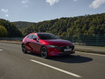 Mazda für die Fahrschule