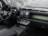 Land Rover taucht den Defender in Grasmere Green - Bild 5
