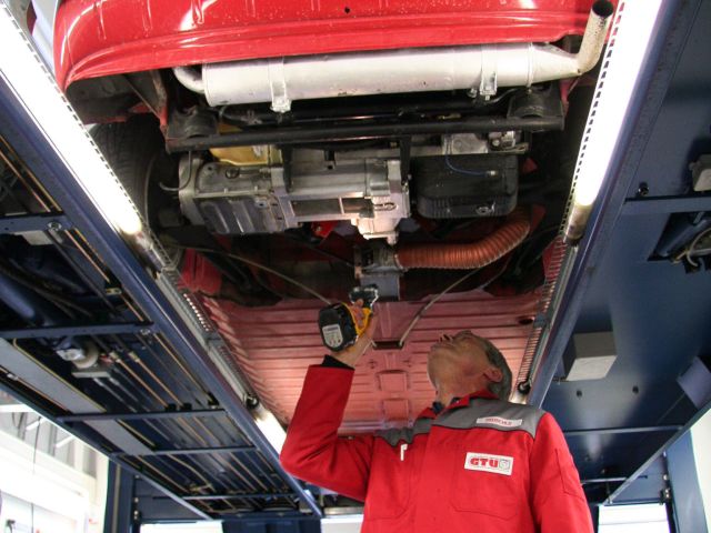 Techno-Classica 2023: Oldtimer schneiden bei der HU recht gut ab - Bild 1