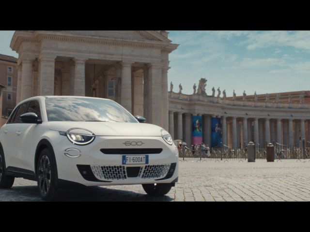 Fiat zeigt 600 Elektro in Youtube-Video - Bild 1