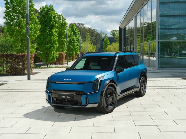 Kia-Flaggschiff EV9 startet mit Modellversion GT-line - Bild 1
