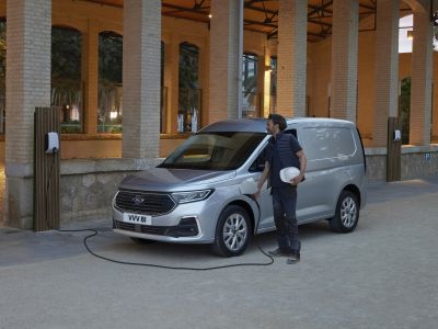 Ford Transit Connect auch als PHEV