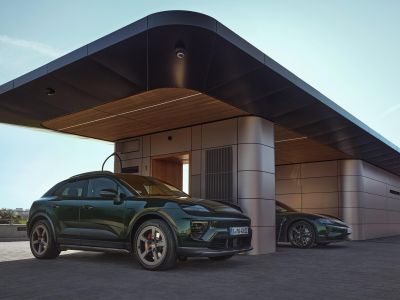 Porsche eröffnet sechste Charging Lounge in Leonberg