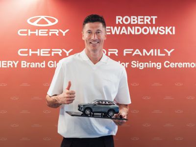 Chery verpflichtet Robert Lewandowski