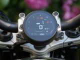 Praxistest Benelli Leoncino Bobber 400: Der Exot in der Familie - Bild 4