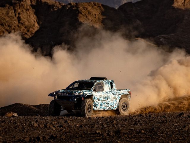 Dakar 2027: Toyota startet mit Brennstoffzelle - Bild 1