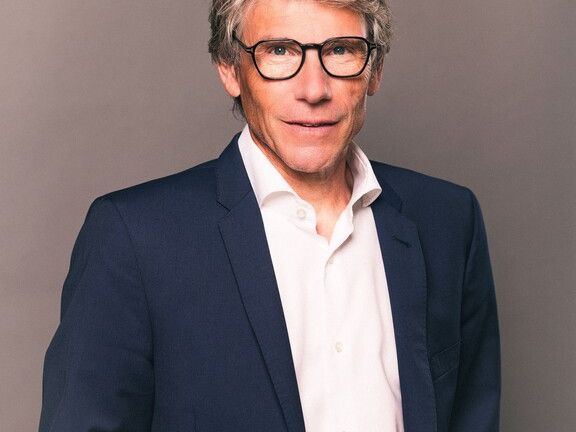 Renault ernennt Jean-Pierre Diernaz zum Chief Branding Officer - Bild 1