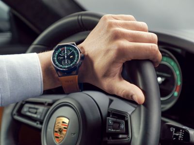 Zwei Porsche für das Handgelenk