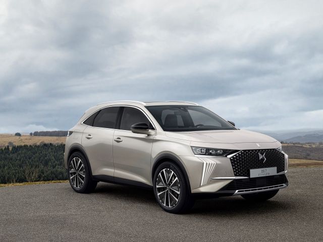 Der DS 7 verliert den Namenszusatz und erstarkt auf 360 PS - Bild 1