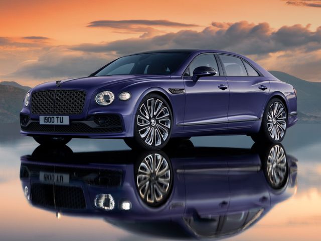Bentley geht schwarz auf die Monterey Car Week - Bild 1