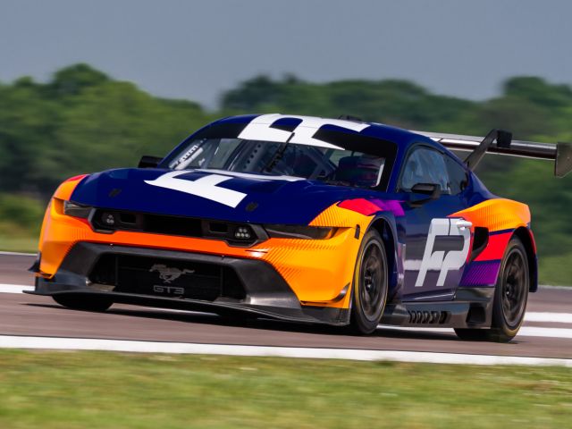 Ford tritt 2024 mit dem Mustang GT4 in Le Mans an - Bild 1