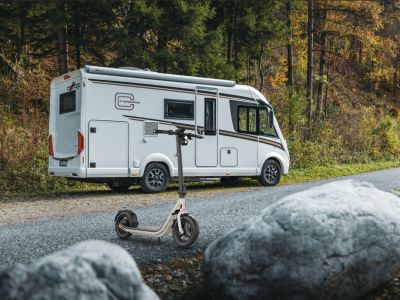 Reisemobile von Carthago kommen mit E-Scooter