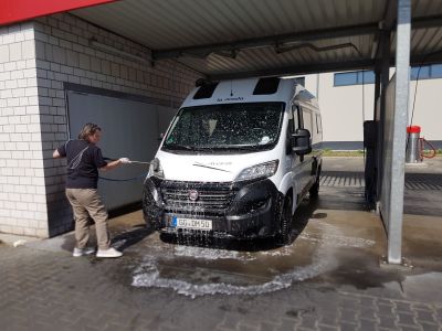 Ratgeber: Frühjahrsputz beim Auto