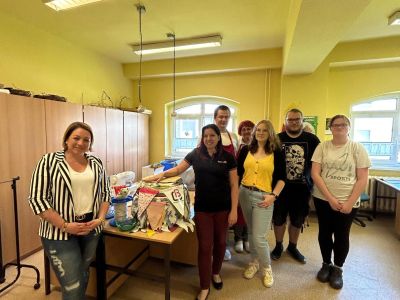 200 Meter Wimpel aus Stoff statt Plastik