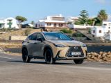 Lexus legt den NX etwas höher - Bild 23