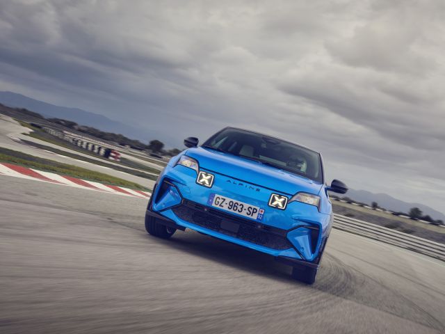 Der Renault 5 geht unter die Sportler - Bild 1