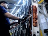 Ford beginnt mit der Batterieproduktion - Bild 5