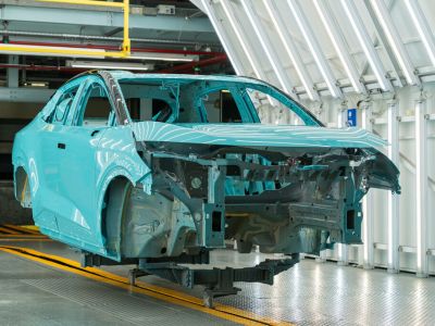 Nissan startet Produktion des Leaf