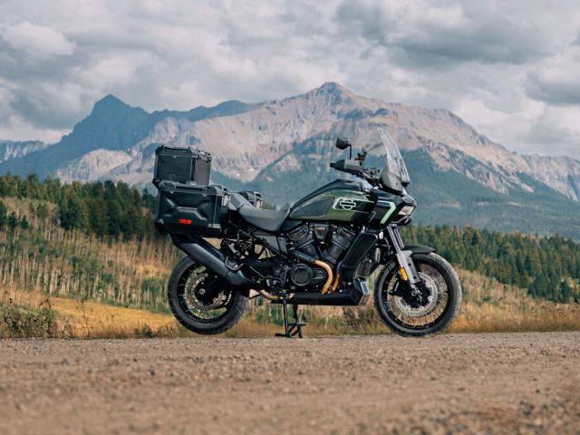 Harley-Davidson Pan America im Full Dress - Bild 1