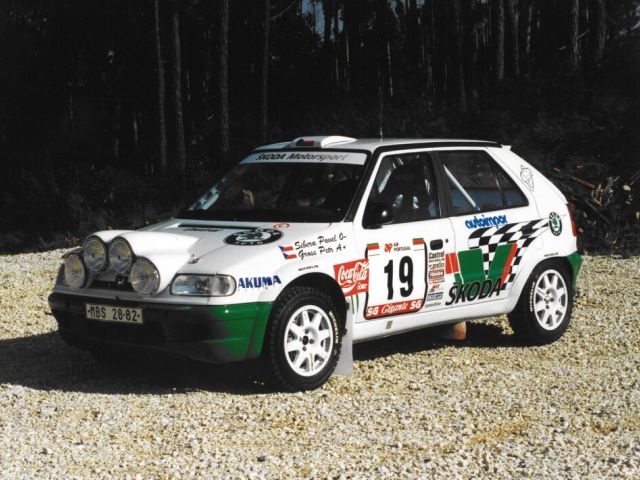 125 Jahre Motorsport bei Skoda (14): Der Felica zeigt Flagge - Bild 1