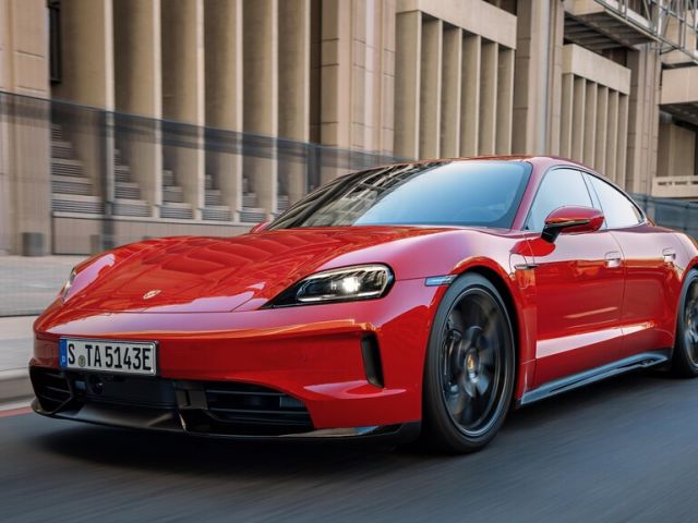 Porsche Taycan mit virtuellem Getriebe und Manthey-Kit - Bild 1