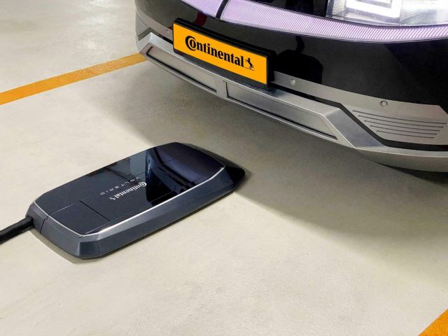 Continental entwickelt Laderoboter für E-Fahrzeuge - Bild 1